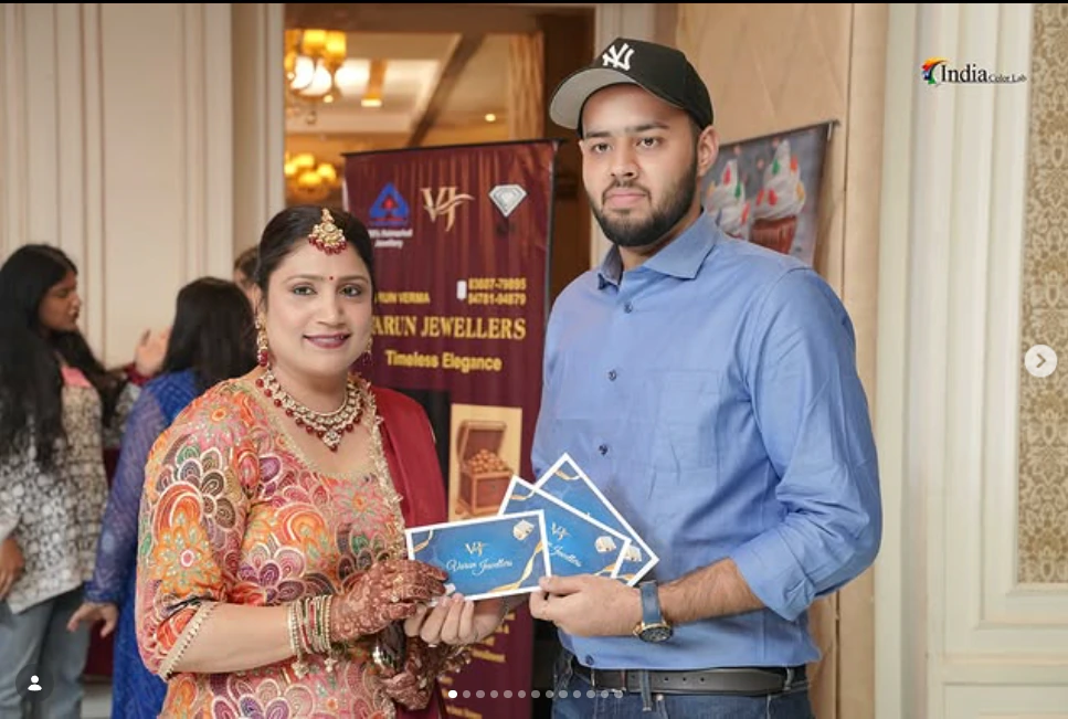 A personal welcome at Varun Jewellers