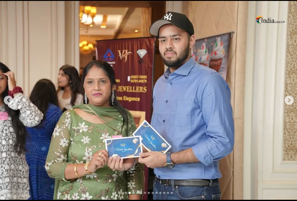 Chosen with confidence at Varun Jewellers